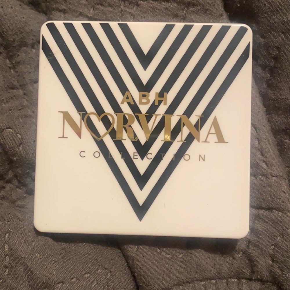 ABH Norvina Collection